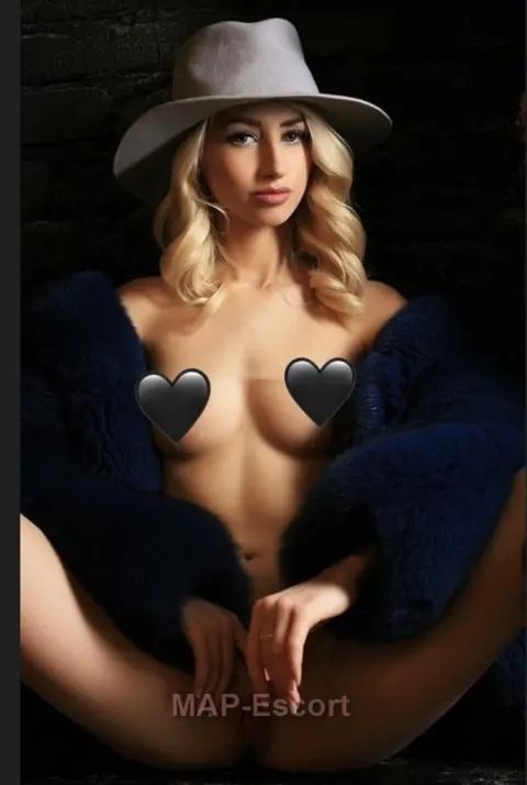 Ilona, foto del profilo 2 di 3